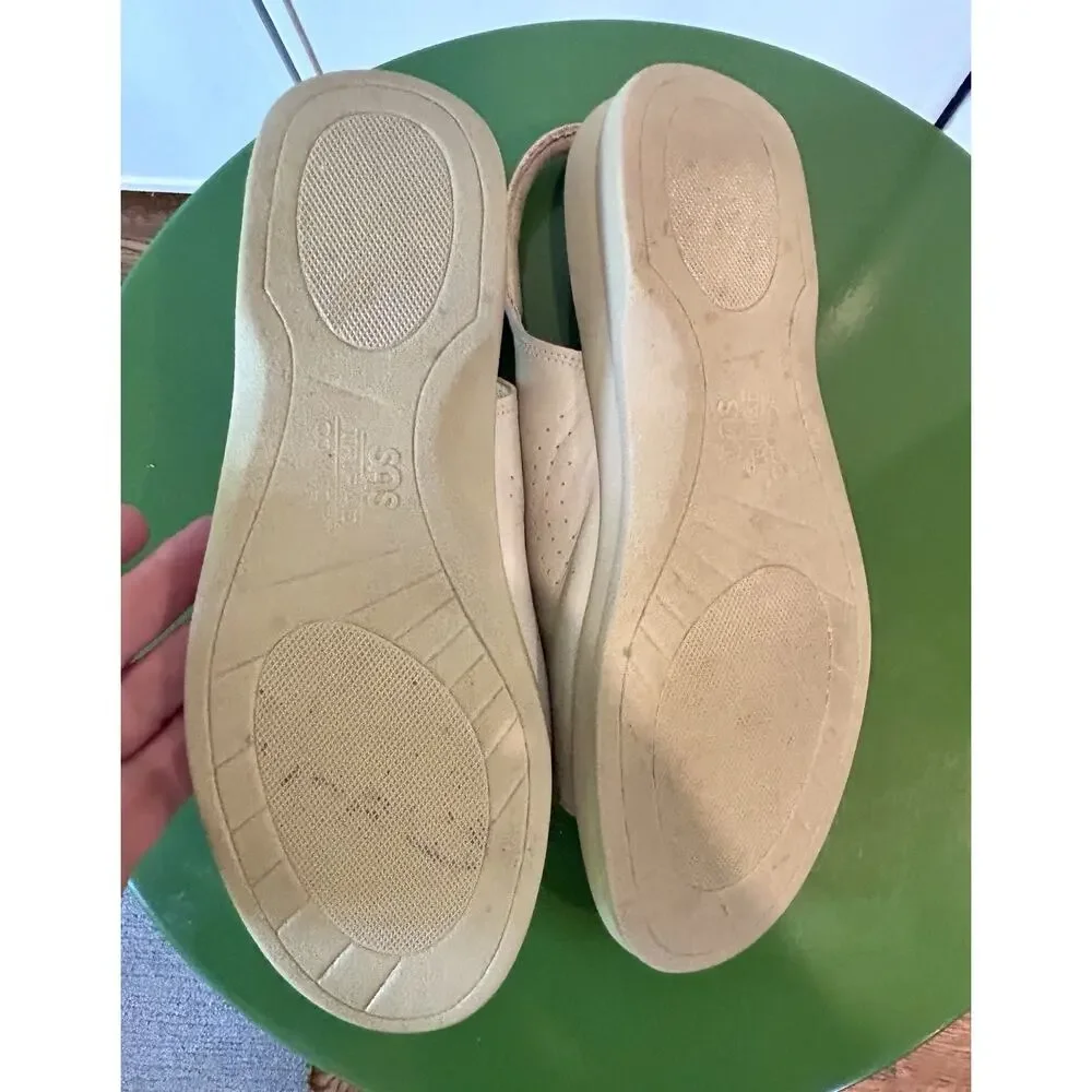 Women’s SAS Tripad Comfort Triple Buckle Beige Sandal‎ Shoes Size 9.5 S Narrow